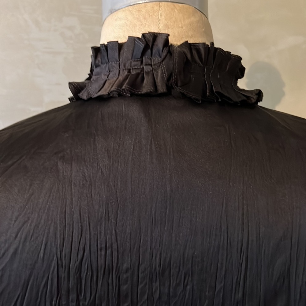 ELI TAHARI SILK TOP - Picture 9 of 16